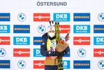 19.03.2021, xkvx, Biathlon IBU World Cup Oestersund, Sprint Damen, v.l. Tiril Eckhoff (Norway) bei der Siegerehrung / at the medal ceremony