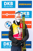 20.03.2021, xkvx, Biathlon IBU World Cup Oestersund, Verfolgung Herren, v.l. Johannes Thingnes Boe (Norway) bei der Siegerehrung / at the medal ceremony