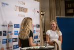 14.08.2021, xkvx, City Biathlon Wiesbaden 2021, v.l. Anja Froehlich (ZDF), Ingrid Landmark Tandrevold (Norway)  / 
