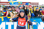 28.11.2021, xkvx, Biathlon IBU World Cup Oestersund, Sprint Women, v.l. Hanna Oeberg (Sweden) nach der Siegerehrung / after the flower ceremony