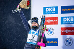 02.12.2021, xkvx, Biathlon IBU World Cup Oestersund, Sprint Women, v.l. Elvira Oeberg (Sweden) bei der Siegerehrung / at the medal ceremony