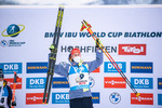 10.12.2021, xkvx, Biathlon IBU World Cup Hochfilzen, Sprint Men, v.l. Johannes Kuehn (Germany) bei der Siegerehrung / at the medal ceremony
