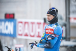 15.12.2021, xkvx, Biathlon IBU World Cup Le Grand Bornand, Training Women and Men, v.l. Eric Perrot (France) schaut / looks on