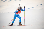 16.12.2021, xkvx, Biathlon IBU World Cup Le Grand Bornand, Sprint Women, v.l. Linda Zingerle (Italy) in aktion / in action competes