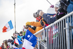 16.12.2021, xkvx, Biathlon IBU World Cup Le Grand Bornand, Sprint Women, v.l.  Fans an der Strecke / Fans at the track