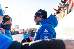 19.12.2021, xkvx, Biathlon IBU World Cup Le Grand Bornand, Mass Start Men, v.l. Simon Desthieux (France) schaut / looks on