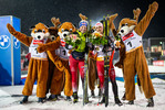 28.12.2021, xkvx, Biathlon WTC Ruhpolding 2021, v.l. Lisa Theresa Hauser (Austria), Felix Leitner (Austria) bei der Siegerehrung / at the medal ceremony