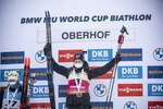 07.01.2022, xkvx, Biathlon IBU World Cup Oberhof, Sprint Women, v.l. Marte Olsbu Roeiseland (Norway) bei der Siegerehrung / at the medal ceremony