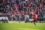 09.04.2022, Fussball, 1.Bundesliga, FC Bayern Muenchen - FC Augsburg, v.l. Goal scored, Tor zum 1:0 durch Robert Lewandowski (FC Bayern Muenchen) per Elfmeter