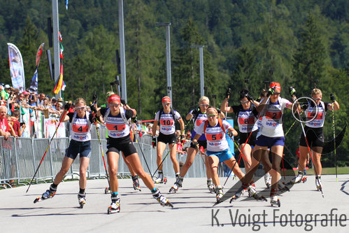 12.09.2015, xkvx, Wintersport, Deutsche Meisterschaft Biathlon 2015, v.l. Starterfeld Frauen (Franziska Hildebrand (WSV Clausthal-Zellerfeld), Vanessa Hinz (SC Schliersee), Janina Hettich (SC Schoenwald), Verena Schroetter (SV Arnbruck), Luise Kummer (SV Frankenhain), Nicole Gontier (Italien), Nina Slivensky (WSV Kiefersfelden), Helene-Theresa Hendel (WSV Oberhof), Nadine Horchler (SC Willingen), Maren Hammerschmidt (SK Winterberg))