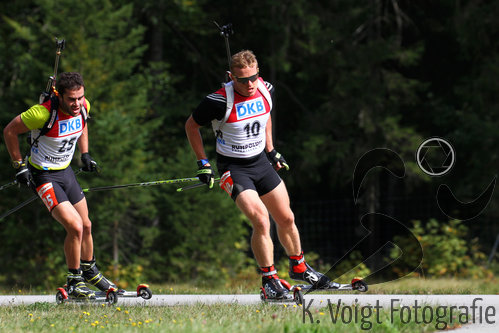 13.09.2015, xkvx, Wintersport, Deutsche Meisterschaft Biathlon 2015, v.l. Giuseppe Montello (Italien), Florian Graf (WSV Eppenschlag)