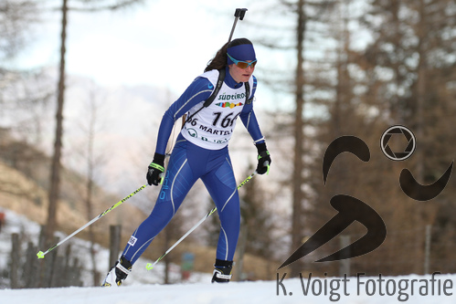18.12.2015, xkvx, Wintersport, Biathlon Alpencup Martell, Sprint v.l. SUTER Nicole
