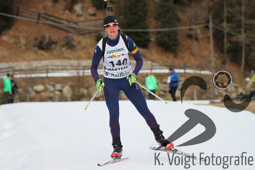 18.12.2015, xkvx, Wintersport, Biathlon Alpencup Martell, Sprint v.l. SEBASTIAN Victoria