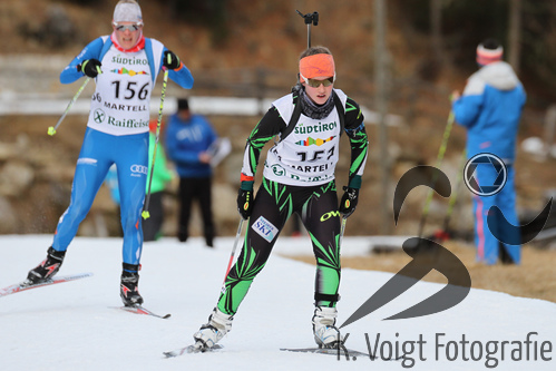 18.12.2015, xkvx, Wintersport, Biathlon Alpencup Martell, Sprint v.l. PEER - ROHRER Denise