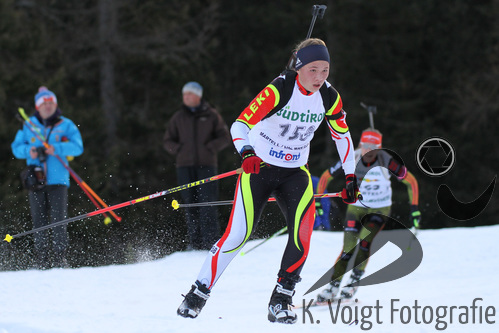 19.12.2015, xkvx, Wintersport, Biathlon Alpencup Martell, Sprint v.l. KLEIN Hannah