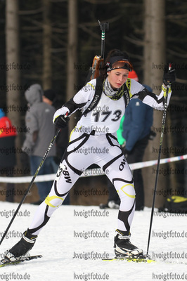 28.02.2016, xkvx, Wintersport, DSV Biathlon Deutschlandpokal Massenstart v.l. GOLLER Isabel