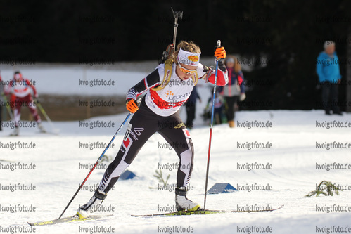 11.12.2016, xkvx, Wintersport, Biathlon IBU Junior Cup - Lenzerheide, Sprint v.l. WEISS Julia