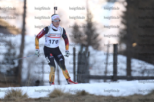17.12.2016, xkvx, Wintersport, DSV Biathlon Deutschlandpokal Sprint v.l. SCHABER Sarah