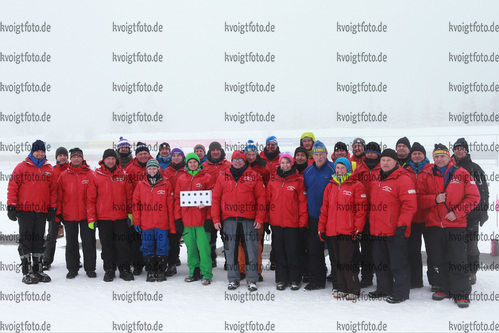 08.01.2017, xkvx, Wintersport, DSV Biathlon Deutschlandpokal Sprint v.l. Helfer / Freiwillige / Oberwiesenthal
