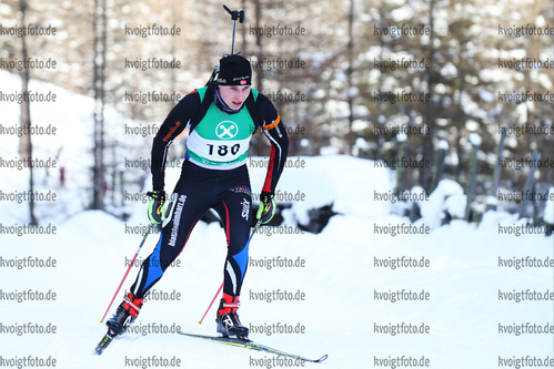 17.12.2017, xkvx, Wintersport, Alpencup - DSV Biathlon Deutschlandpokal v.l. BORKOWSKI Max
