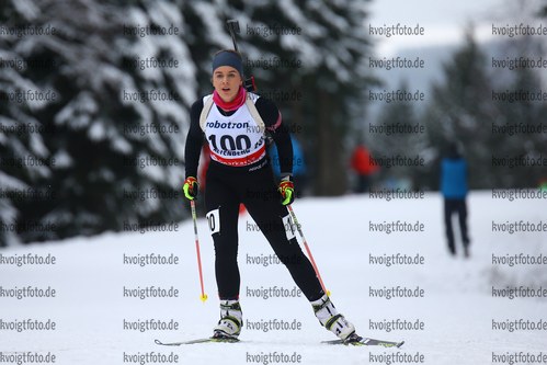 10.02.2018, xkvx, Wintersport, DSV Biathlon Deutschlandpokal - Altenberg, Massenstart v.l. LAKUSTA Celine