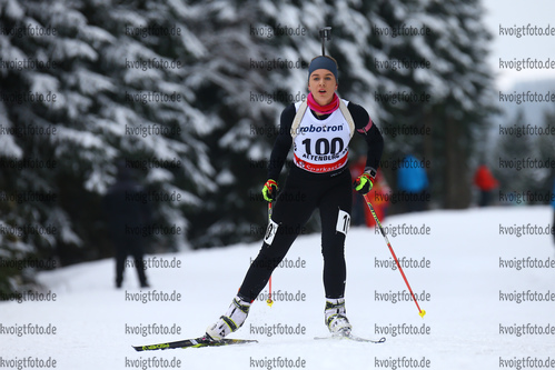 10.02.2018, xkvx, Wintersport, DSV Biathlon Deutschlandpokal - Altenberg, Massenstart v.l. LAKUSTA Celine