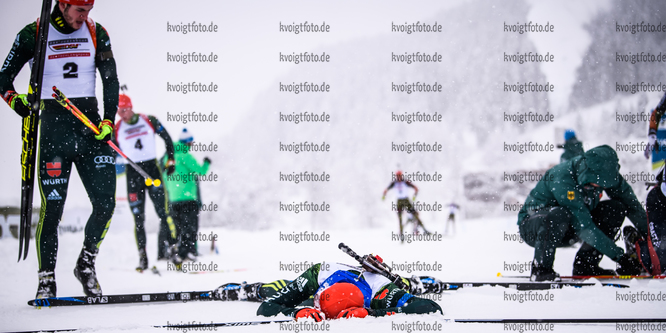 14.01.2019, xkvx, Biathlon, Qualifikationsrennen JWM, Massenstart v.l. HOLLANDT Julian