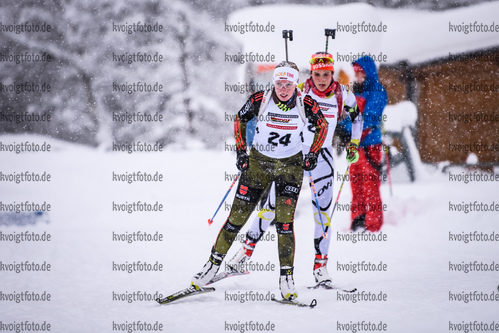 14.01.2019, xkvx, Biathlon, Qualifikationsrennen JWM, Massenstart v.l. LANGE Jessica