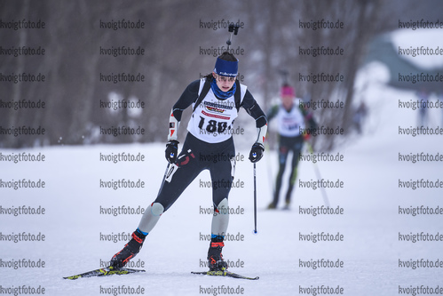 22.02.2019, xkvx, Biathlon, Deutsche Jugendmeisterschaft Kaltenbrunn, Einzel, v.l. POIKE Tamina