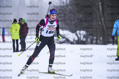 22.02.2019, xkvx, Biathlon, Deutsche Jugendmeisterschaft Kaltenbrunn, Einzel, v.l. ARTINGER Linda