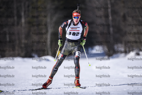 23.02.2019, xkvx, Biathlon, Deutsche Jugendmeisterschaft Kaltenbrunn, Sprint, v.l. SEEBER Lennart