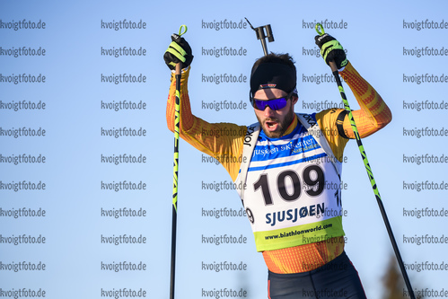 30.11.2019, xkvx, Biathlon IBU Sjusjoen, Sprint Herren, v.l. Matthias Dorfer (Germany) in aktion / in action competes