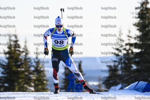 30.11.2019, xkvx, Biathlon IBU Sjusjoen, Sprint Herren, v.l. Mikulas Karlik (Czech Republic) in aktion / in action competes
