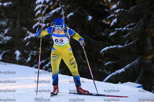 30.11.2019, xkvx, Biathlon IBU Sjusjoen, Sprint Frauen, v.l. Amanda Lundstroem (Sweden) in aktion / in action competes