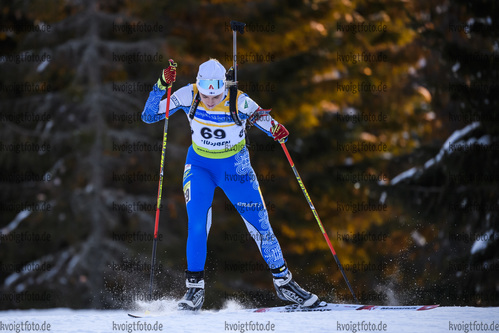 30.11.2019, xkvx, Biathlon IBU Sjusjoen, Sprint Frauen, v.l. Johanna Pykaelaeinen (Finland) in aktion / in action competes