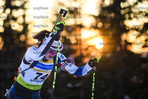 30.11.2019, xkvx, Biathlon IBU Sjusjoen, Sprint Frauen, v.l. Petra Such (Czech Republic) in aktion / in action competes