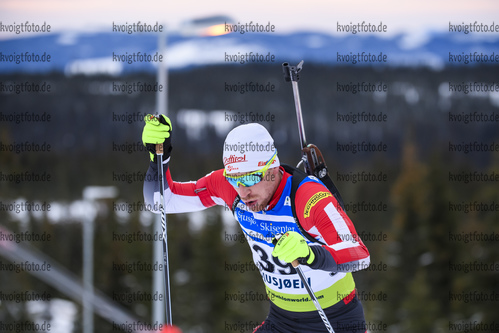 01.12.2019, xkvx, Biathlon IBU Cup Sjusjoen, Verfolgung Herren, v.l. Peter Brunner (Austria) in aktion / in action competes