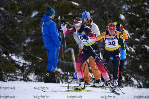 01.12.2019, xkvx, Biathlon IBU Cup Sjusjoen, Verfolgung Frauen, v.l. Ida Lien (Norway) in aktion / in action competes