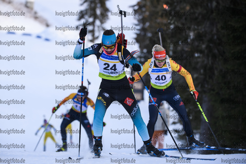 01.12.2019, xkvx, Biathlon IBU Cup Sjusjoen, Verfolgung Frauen, v.l. Gilonne Guigonnat (France) in aktion / in action competes
