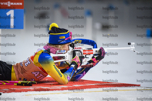 03.12.2019, xkvx, Biathlon IBU Weltcup Oestersund, Training Damen, v.l. Ingela Andersson (Sweden) in aktion am Schiessstand / at the shooting range