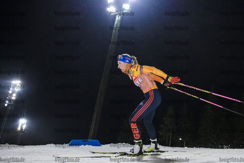 03.12.2019, xkvx, Biathlon IBU Weltcup Oestersund, Training Damen, v.l. Anna Weidel (Germany) in aktion / in action competes