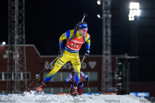 04.12.2019, xkvx, Biathlon IBU Weltcup Oestersund, Einzel Herren, v.l. Torstein Stenersen (Sweden) in aktion / in action competes