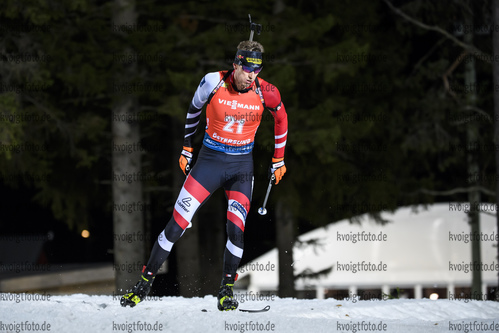 04.12.2019, xkvx, Biathlon IBU Weltcup Oestersund, Einzel Herren, v.l. Julian Eberhard (Austria) in aktion / in action competes