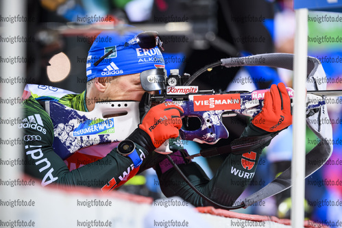 06.12.2019, xkvx, Biathlon IBU Weltcup Oestersund, Training Herren, v.l. Erik Lesser (Germany) in aktion am Schiessstand / at the shooting range