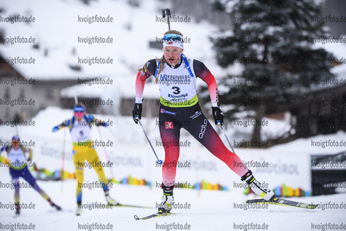 12.12.2019, xkvx, Biathlon IBU Cup Ridnaun, Supersprint Finale Damen, v.l. Karoline Erdal (Norway) in aktion / in action competes