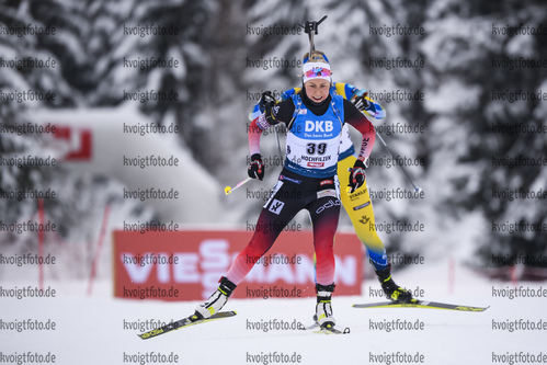 13.12.2019, xkvx, Biathlon IBU Weltcup Hochfilzen, Sprint Damen, v.l. Ingrid Landmark Tandrevold  (Norway) in aktion / in action competes