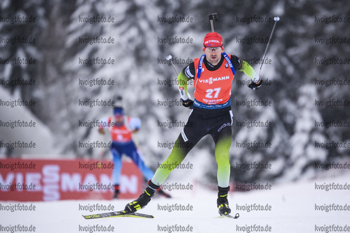 13.12.2019, xkvx, Biathlon IBU Weltcup Hochfilzen, Sprint Herren, v.l. Jakov Fak (Slovenia) in aktion / in action competes