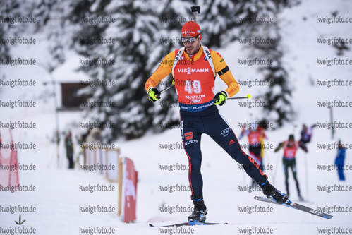 13.12.2019, xkvx, Biathlon IBU Weltcup Hochfilzen, Sprint Herren, v.l. Arnd Peiffer (Germany) in aktion / in action competes