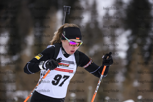 14.12.2019, xkvx, Biathlon DSV Deutschlandpokal Martell, Sprint - weiblich, v.l. Jana Fiedler (Germany)  