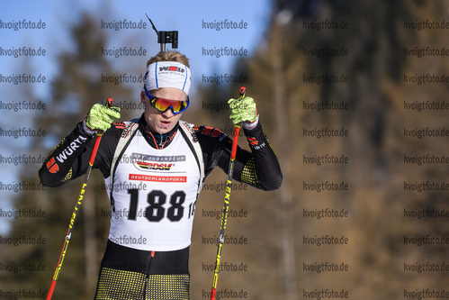 14.12.2019, xkvx, Biathlon DSV Deutschlandpokal Martell, Sprint - maennlich, v.l. Raphael Lankes (Germany)  
